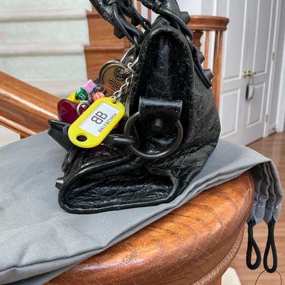 STUNNING 100% AUTHENTIC BALENCIAGA MINI CITY BLACK BAG WITH ATTACHED CHARMS - Picture 6 of 16